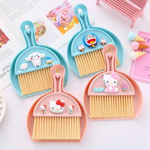 Small broom and dustpan set for household desktop cleaning, cute sweeping garbage shovel, cartoon children's mini broom broom
