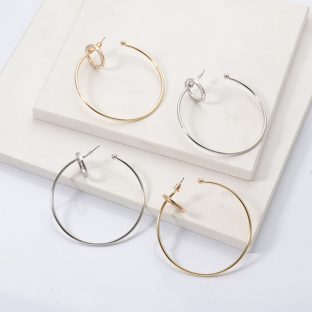 Fashion Alloy Circle Diamond Earrings Wholesale display picture 7