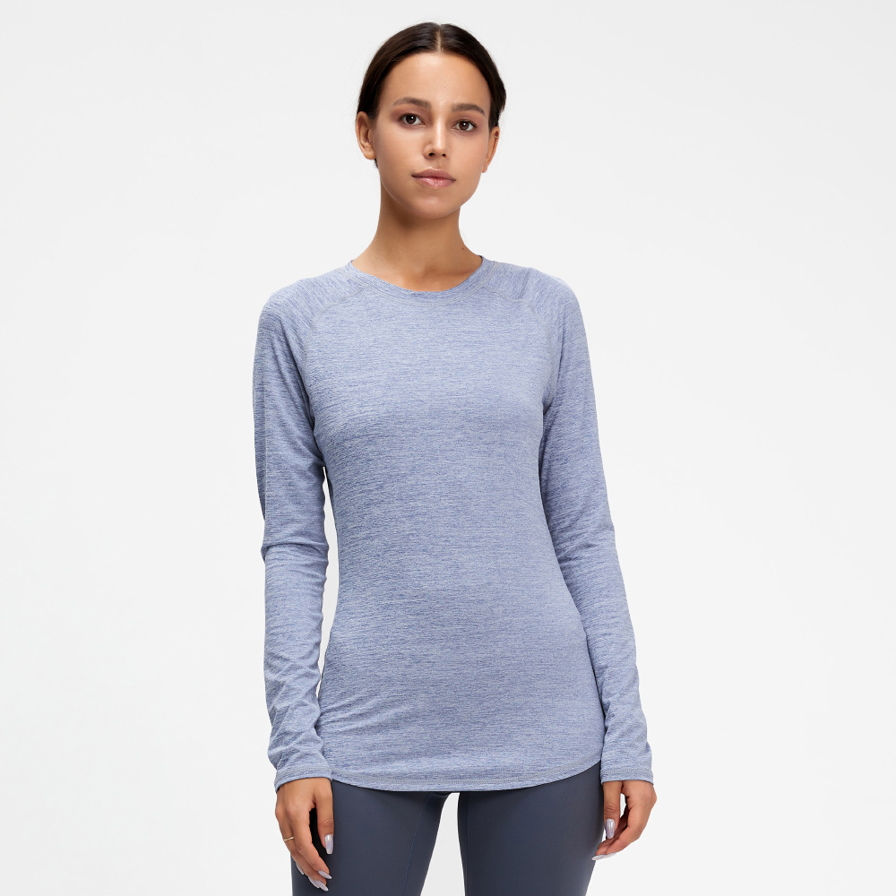 Demi-season sports long-sleeve with a round collar