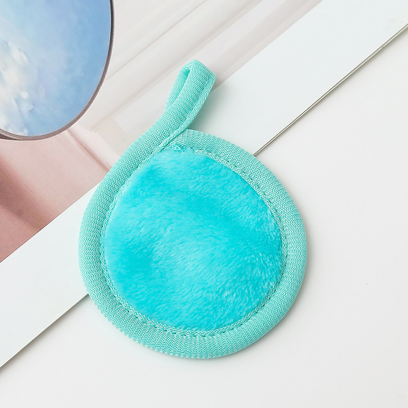 Limpieza repetida con desinfectantes de fibra de franela desinfectantes de fibra de franela desinfectantes de maquillaje con agua limpia