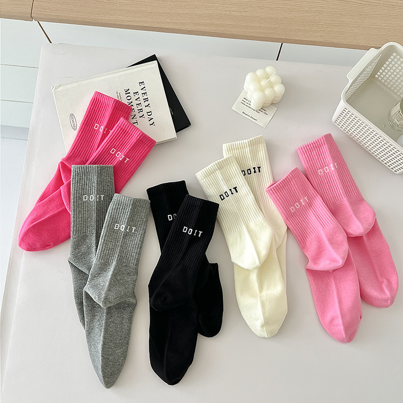 Socks women's mid-calf length socks autumn and winter Japanese style outer wear Korean letter long sports style gray matching shark pants cotton socks