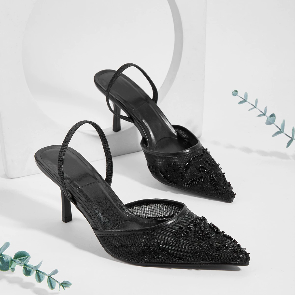 Новые осенние женские вышитые сетчатые туфли на pointed toe с глубокой передней частью и пустой спинкой, сандалии на каблуке-стилетте, оптовые в рамках границы