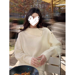 2025新款毛衣软糯松弛感白色长袖不规则翻领女早秋慵懒风宽松上衣