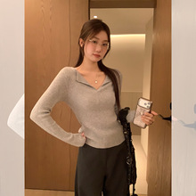 实拍2025法式v领针织衫女秋季高级感修身内搭打底毛衣羊毛衫上衣
