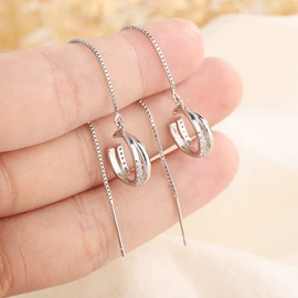 耳钉;耳环;耳坠