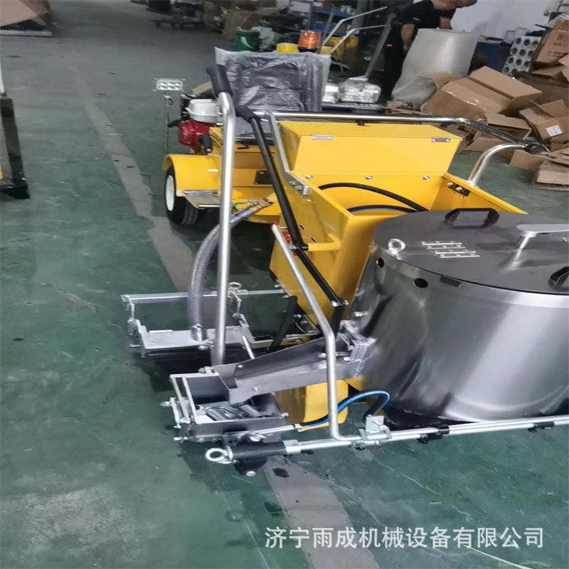 手推汽油冷喷划线机 小区驾校画线机 座驾式热熔一体划线机