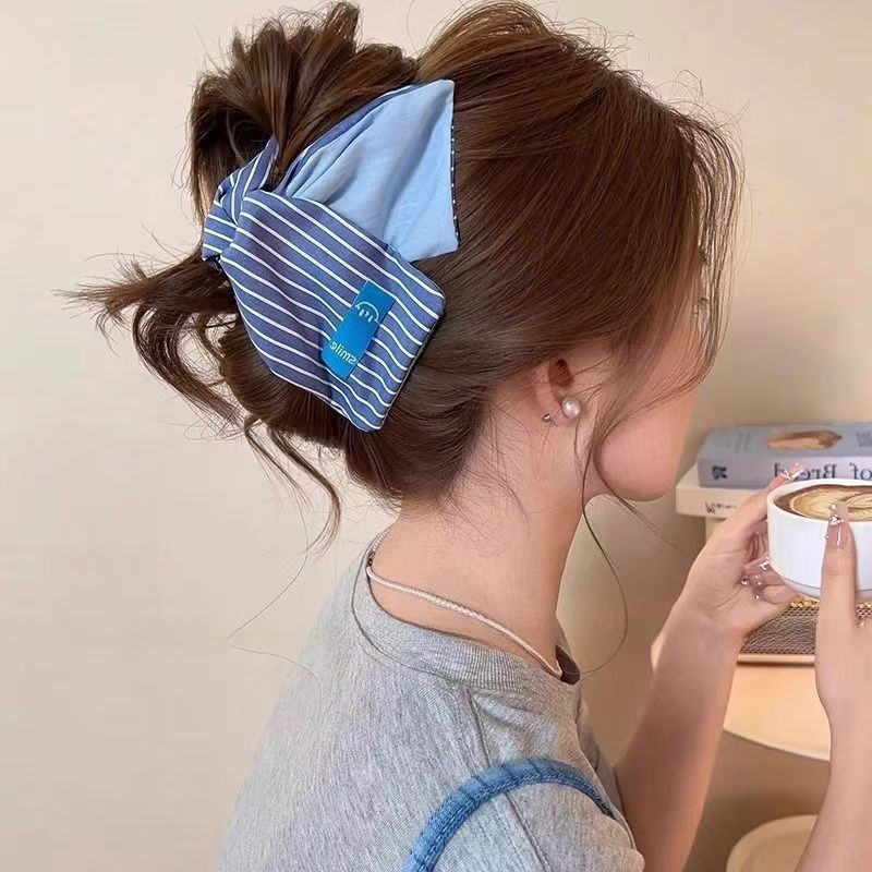 元气少女粉色三角发夹女2025新款高级感后脑勺盘发抓夹鲨鱼夹发饰|undefined