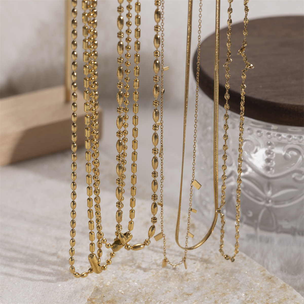 Taena collar de acero de titanio europeo y americano apilado con sentido de alta gama moda para mujer cadena de clavícula minimalista joyería explosiva transfronteriza al por mayor