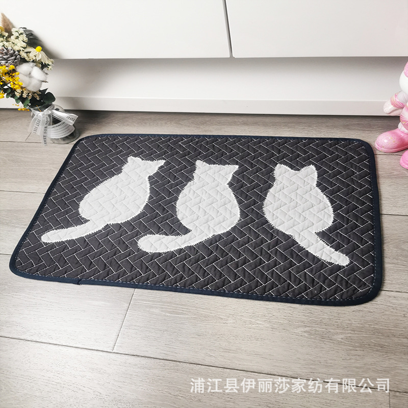 새끼 고양이 검정