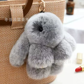 挂饰挂件;女士斜挎包;女士手提包