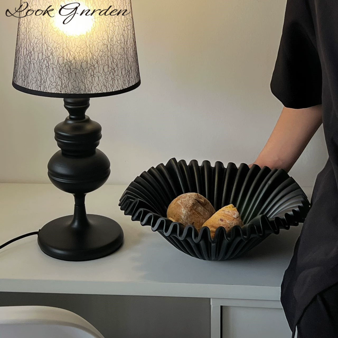 Простая и роскошная черная керамическая тарелка для фруктов, подержанная тарелка для фруктов, французская фруктовая чаша, обеденный стол, журнальный столик, настольные украшения для подносов для хранения