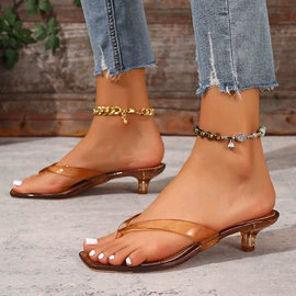 平底拖鞋;平底凉鞋;高跟凉鞋