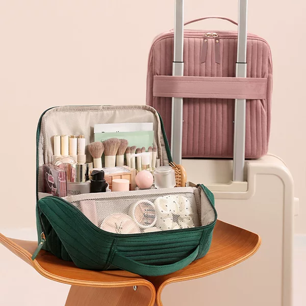 Runhui Autumn and Winter New Dutch Velvet Multi-Compartment Cosmetics Bag Leather Label Version Cosmetic Bag Large Capacity Vertical Cosmetic Bag