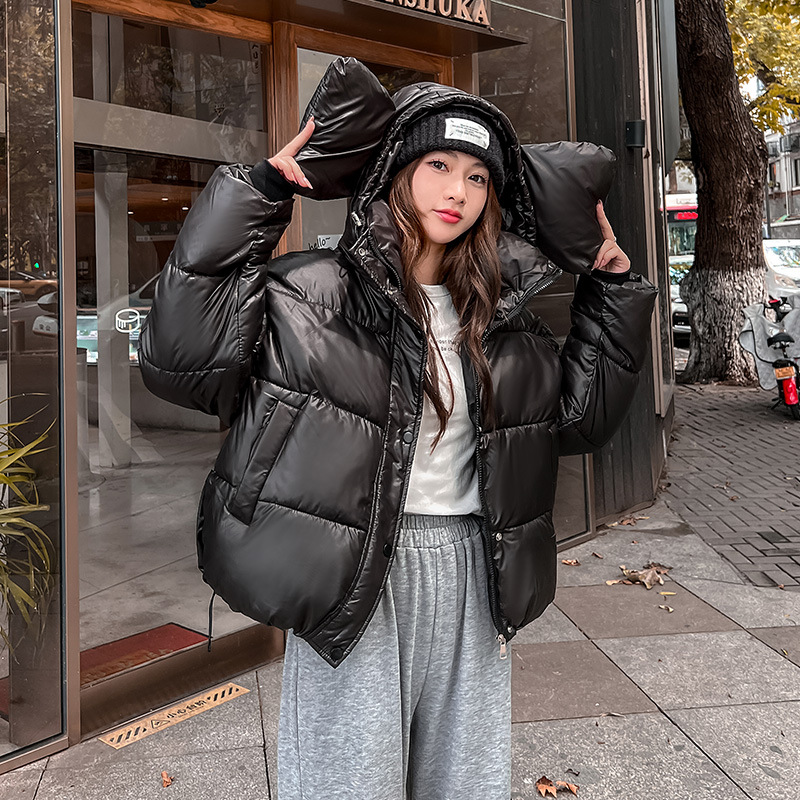 2024 nuevo abrigo de algodón de pluma, ropa de moda de mujer con capuz, abrigo de algodón corto suelto, chaqueta de algodón coreana de invierno, ropa de pan gruesa