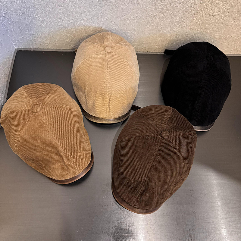 Hong Kong estilo de calles retro clásico sólido sombrero hacia adelante para hombres y mujeres invierno de otoño y boina de terciopelo versátil muestra cara pequeña