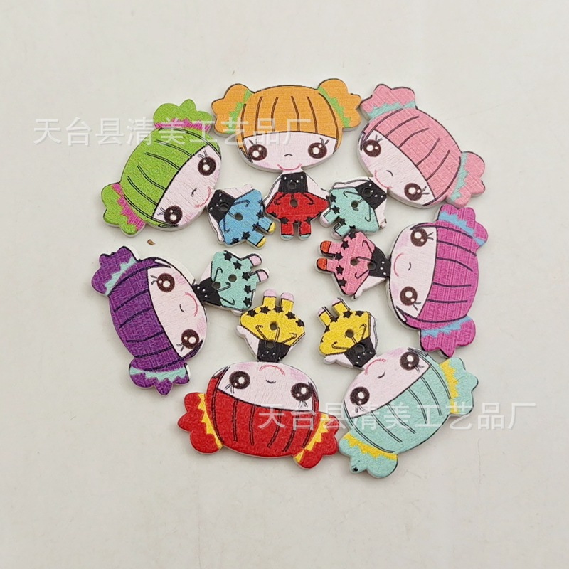 Color madera niña dibujos animados botones accesorios de ropa para niños 50 piezas en un paquete
