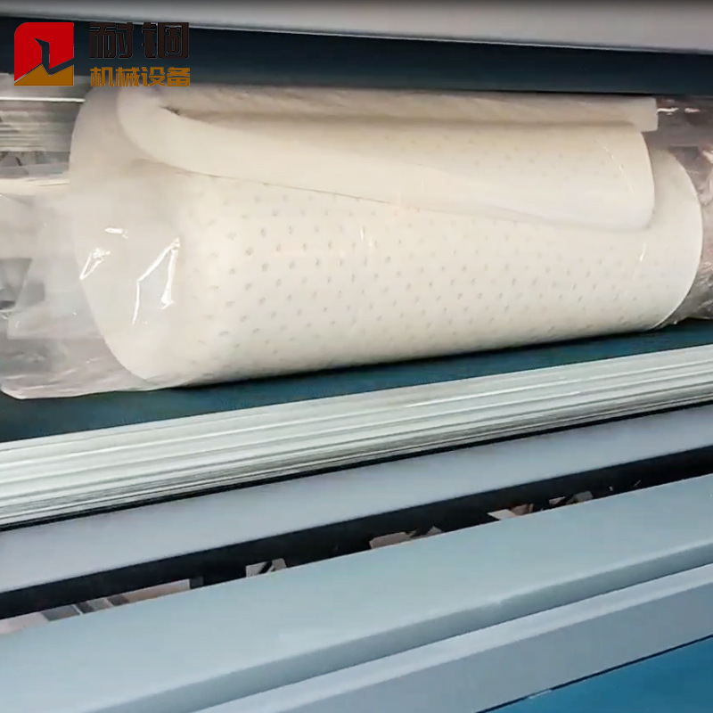 厂家供应全自动乳胶床垫卷包机海绵床垫卷包机床垫卷包机械设备