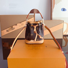 nanoˮͰ���߼����¿���Ƥб����ϻ��r�н�������������ͨ�ڰ�