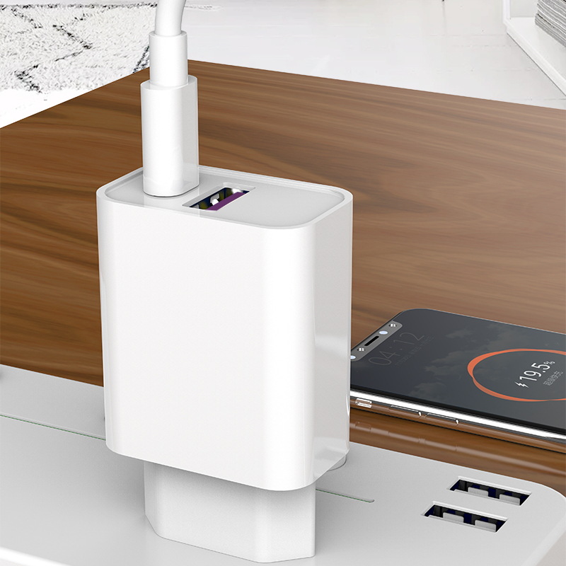 QIHANG充电器批发QC3.0充电头USB适配器Type-C Pd18W 20W 充电器