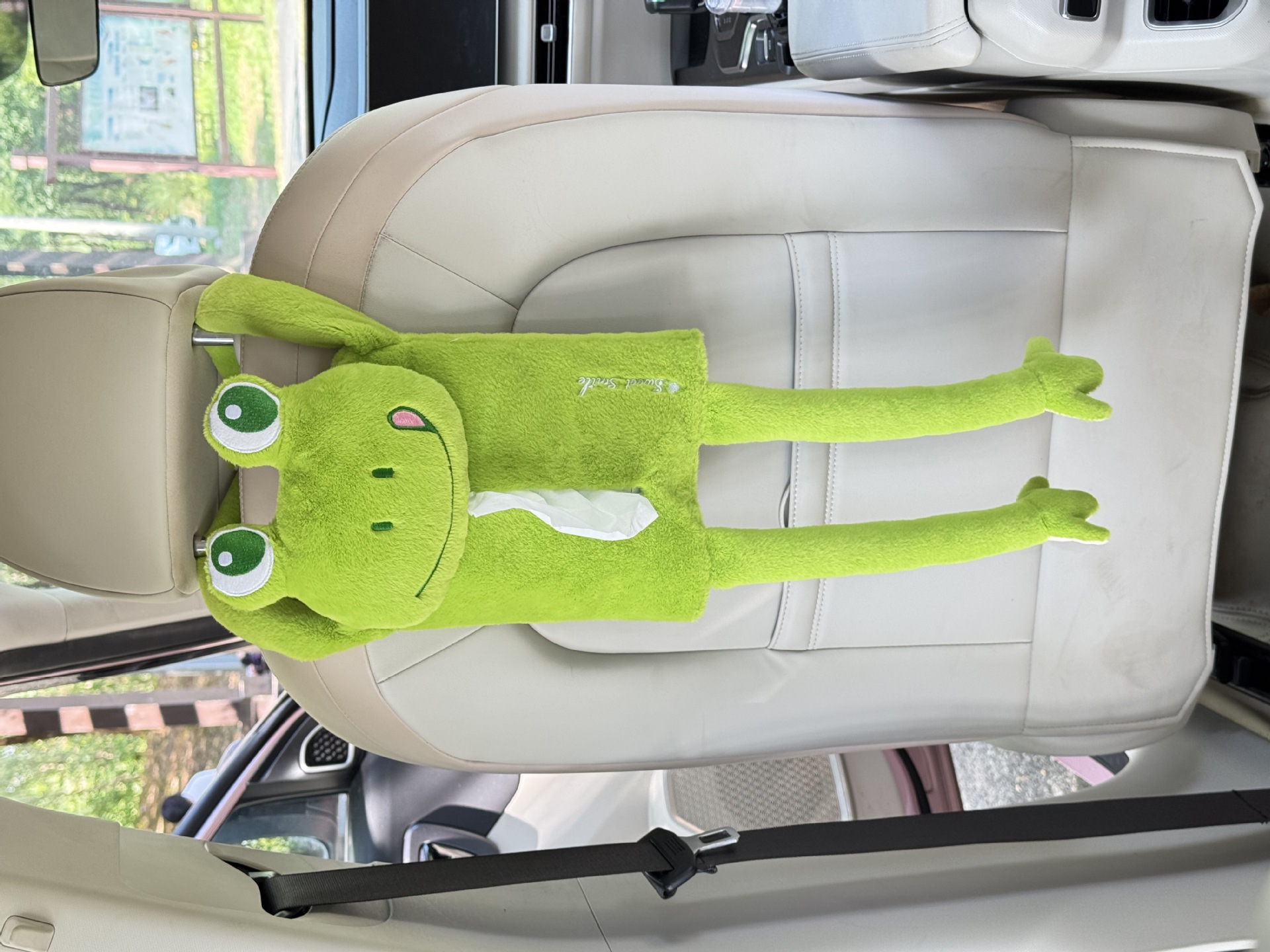 Cartoon Car Tissue Box Creative Car Tissue Bag Abstract Cute Monkey Frog Doll Seat Back Hanging Tissue Holder
