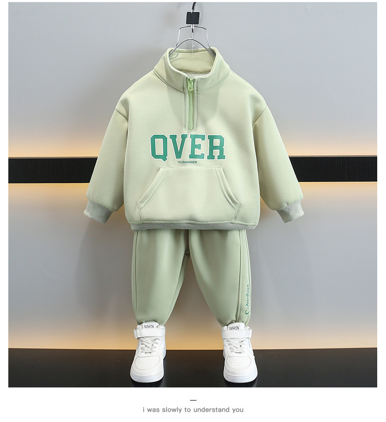 e autunno 2024 Nuovo set di due pezzi alla moda primaverile per bambini, abbigliamento sportivo per bambini alla moda_voghion.com