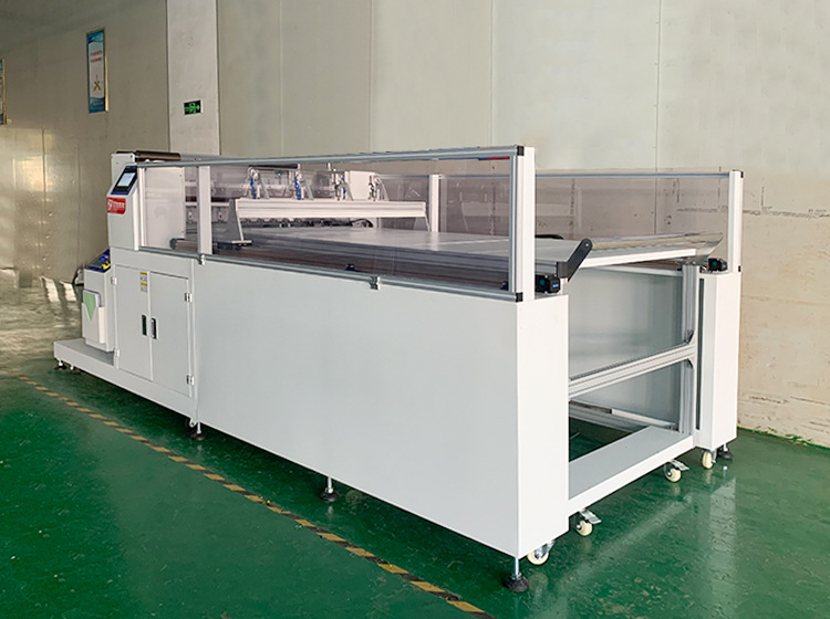 ZKL-1100自動開料打孔機-產(chǎn)品展示-750-560-