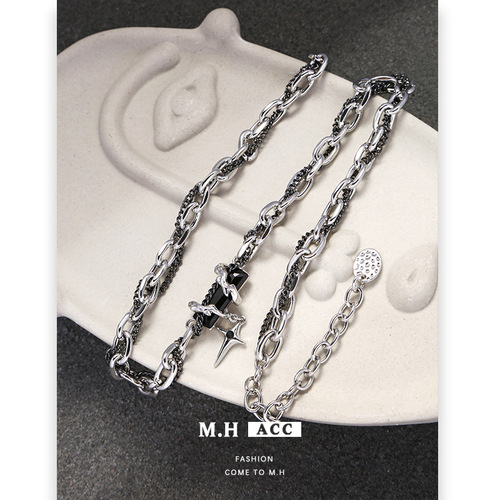 Original Black Zircon Starburst Necklace for Women—Hot in Europe & America! Unisex Style, Perfect for Hip-Hop or Edgy Chic Looks—Trendy Clavicle Chain Neck Accessories