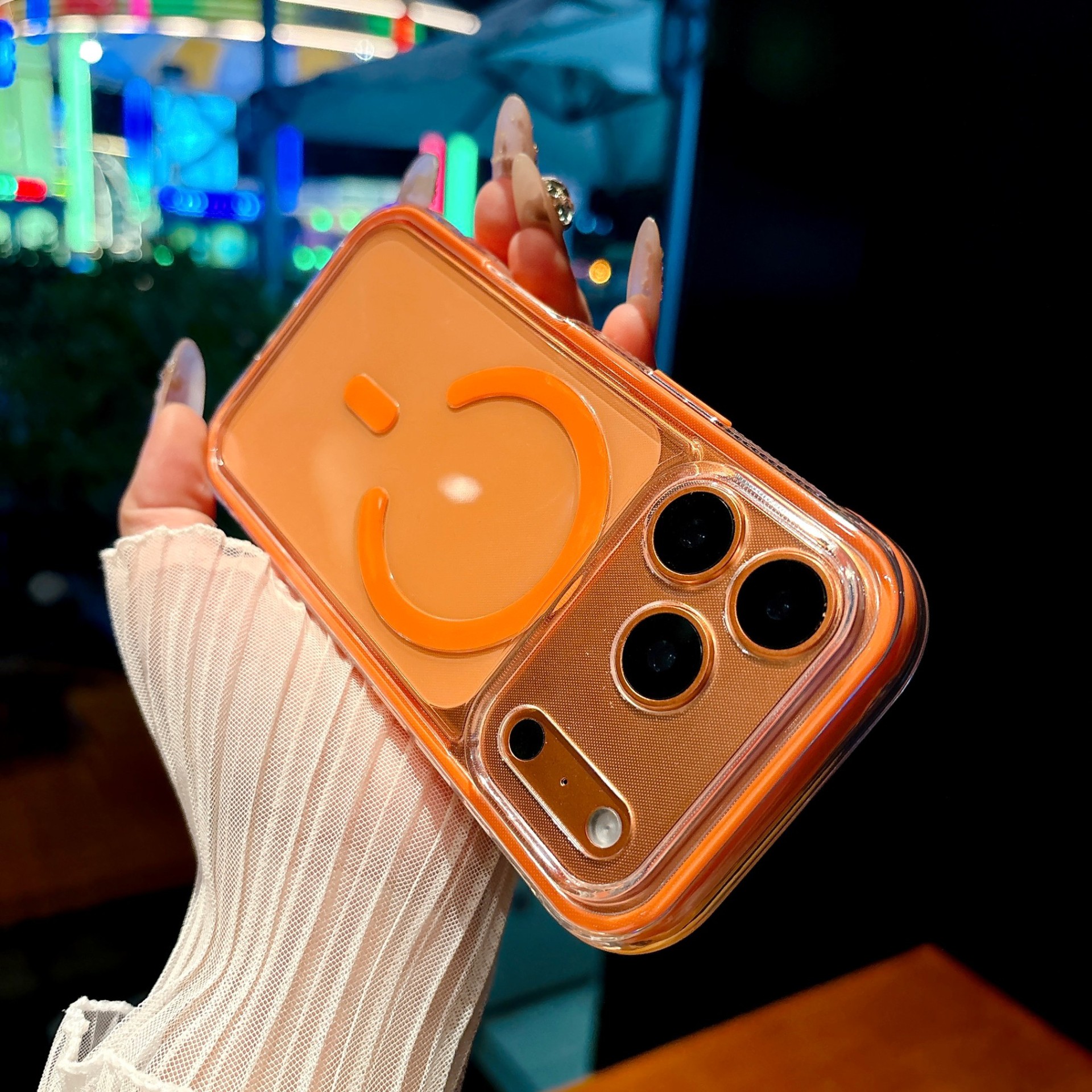 Colorful Transparent Magnetic Suction Suitable for Iphone17 Mobile Phone Case Air Bag Anti-Fall Apple 16Promax Protective Cover