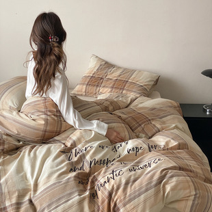 A߼��Еr�и���ɫ�������ļ���͸���H�w�������״����ļ�ͨ��