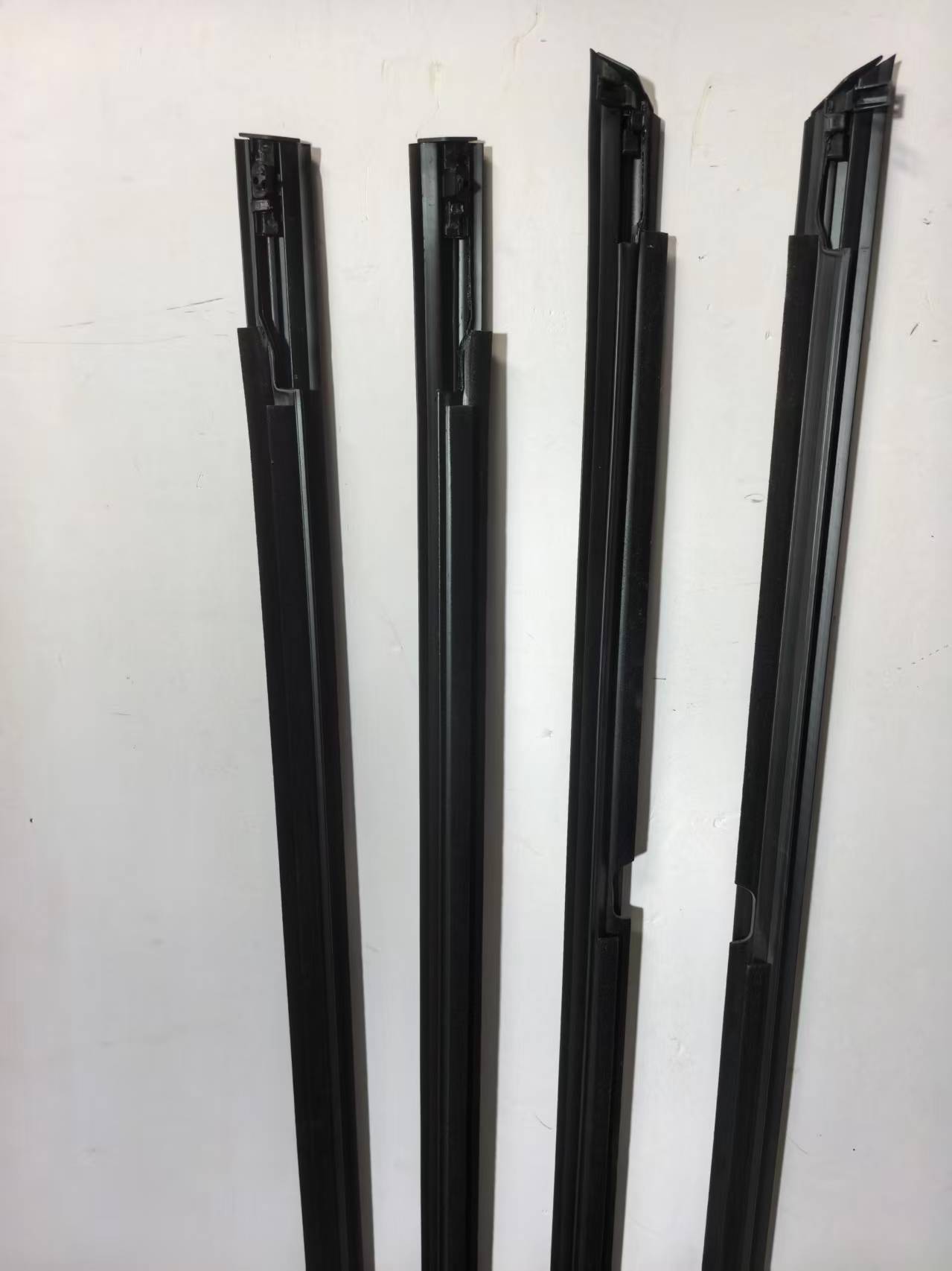Suitable for Mazda 323 Exterior Weatherstripping Car Door and Window Rain Deflector Water Cutting Strip Car Glass Soundproof Sealing Strip