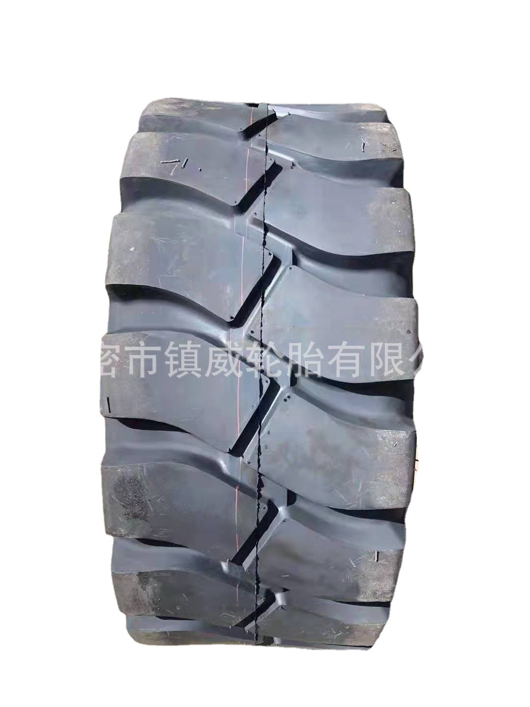 矿用两大块花纹 铲车装载机轮胎 15/70-18
