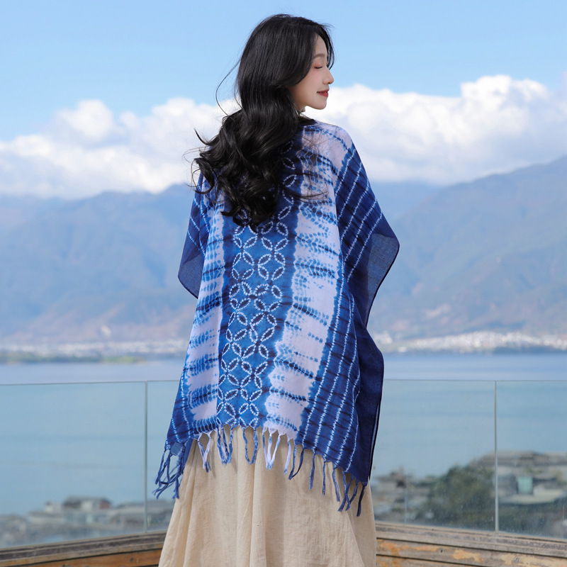 Yunnan estilo étnico teñido de algodón y lino se siente bufanda de protección solar de viaje de las mujeres suéter largo cabo exterior desgaste chal decorativo