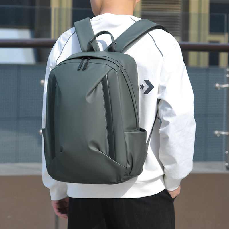 Mochila de alta capacidad para hombres coreanos, mochila japonesa a prueba de agua multicapa, nueva mochila casual.