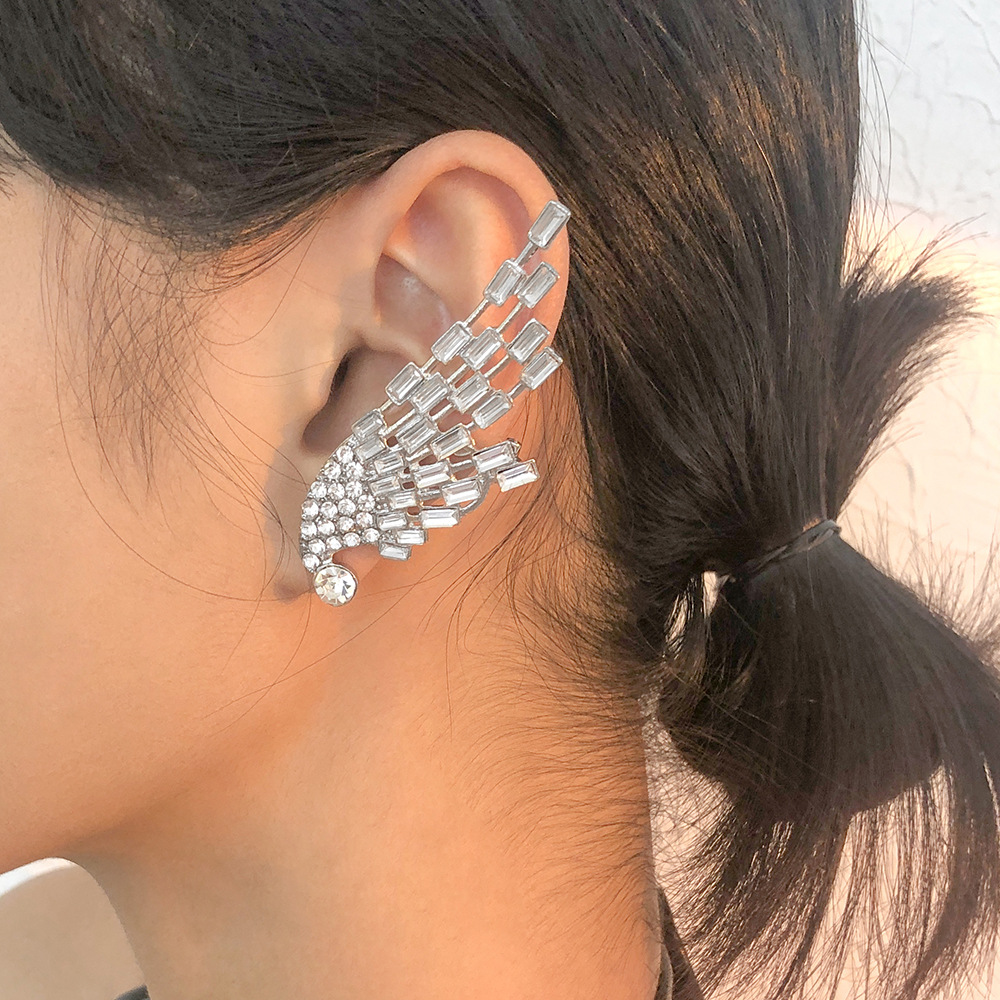 Retro Full Diamond Earrings Angel Wings Earrings Wholesale Nihaojewelry display picture 13