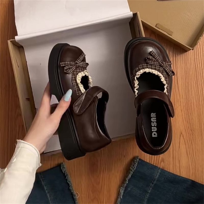 Zhao Lusi lace bow Mary Jane shoes for women, 2026 autumn new model, college style Japanese JK small leather shoes Zhao Lusi lace bow Mary Jane shoes for women, 2026 autumn new model, college style Japanese JK small leather shoes