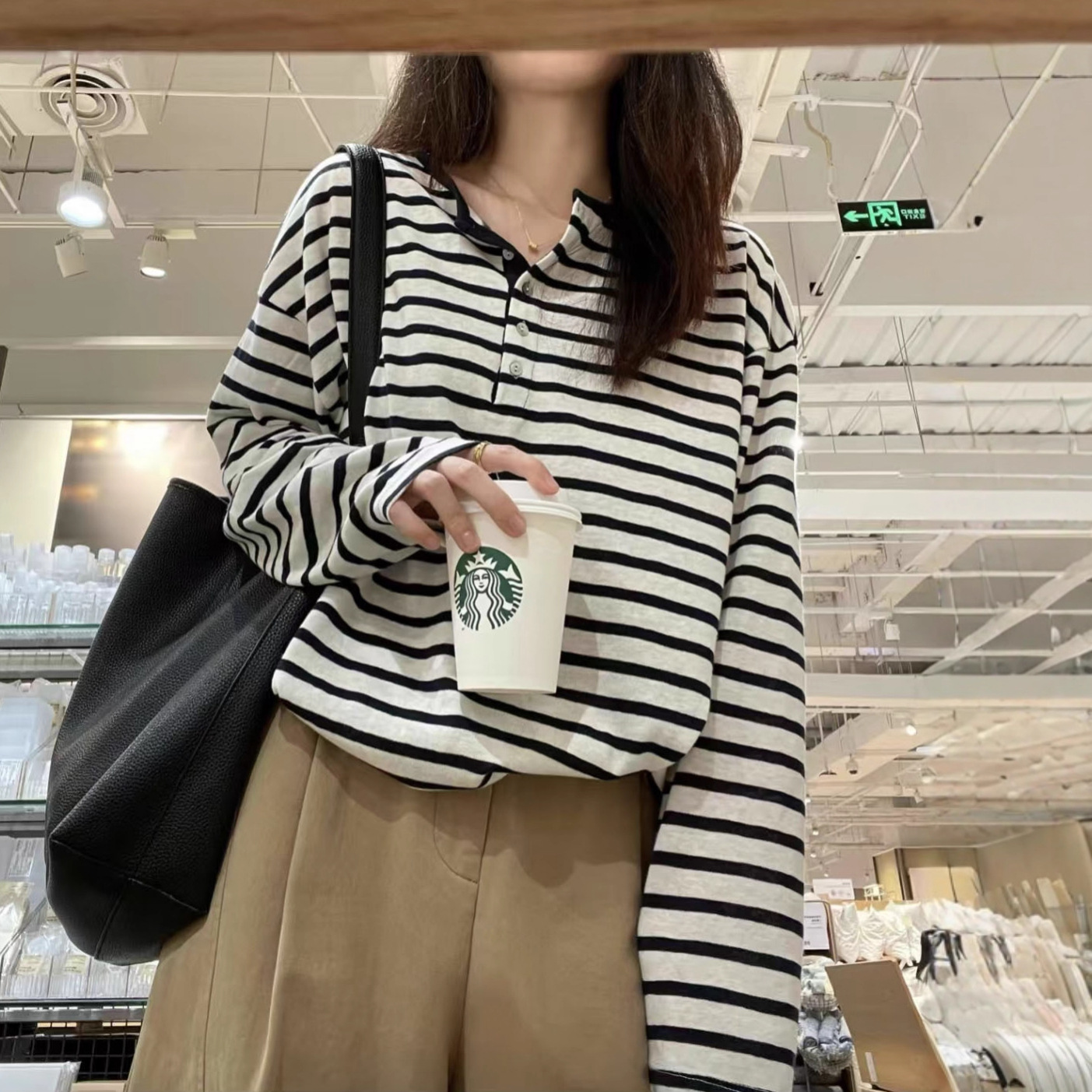 Loose Lazy Style Stripesd T-Shirt for Women in Early Autumn, Korean Chic, Chic, High-End, Relaxed Long-Sleeved Top