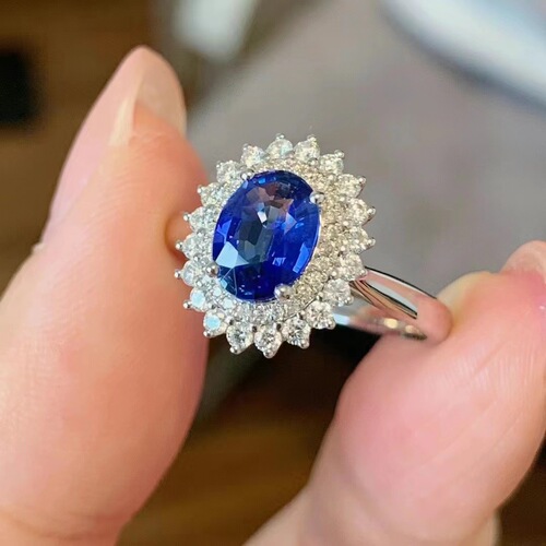 Silver-Plated, Diamond-Inlaid Blue Crystal Jewelry  
Three-Tiered Hand-Held Heart-Shaped Kradah Ring  
Hot-Selling Women's and Wedding Rings in European & American Styles