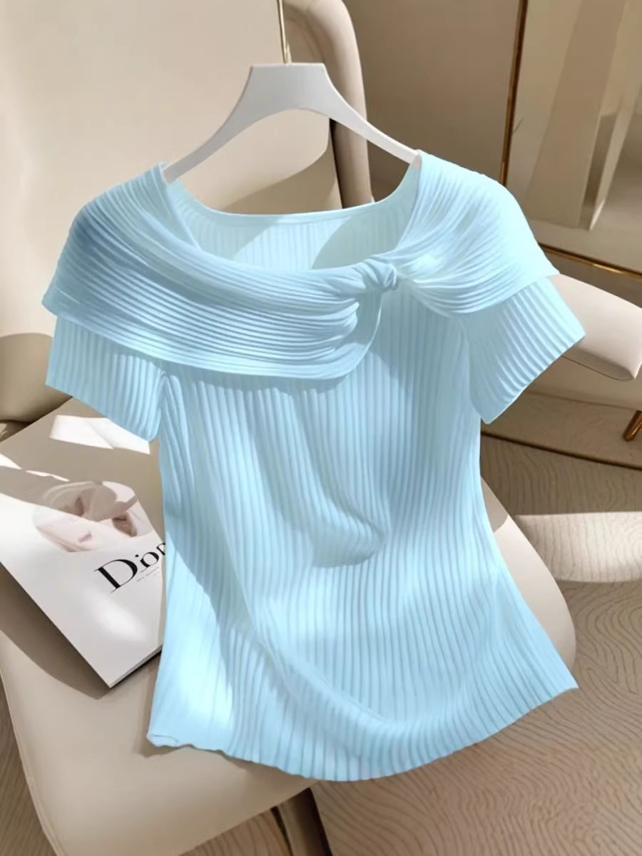 Áo thun nữ tay ngắn dệt kim sợi băng mát lạnh kiểu Pháp độc đáo — màu xanh nhạt