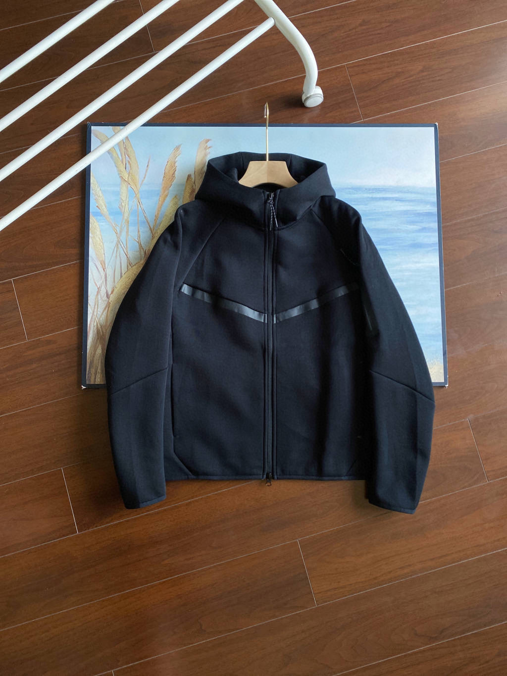 Top. black / S