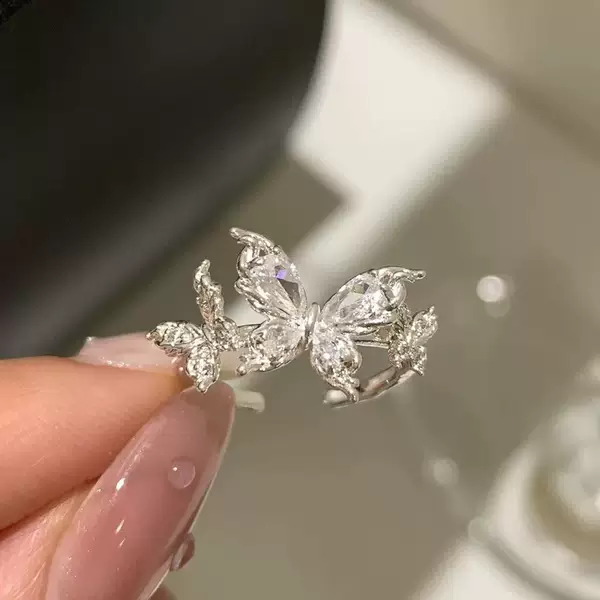 Sweet and Cool 3D Butterfly Ring for Women, Ins-Style Niche Design, Personalized Open Ring, Trendy Creative Index Finger Ring