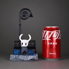 路灯空洞骑士 路灯不可亮 人偶模型 公仔摆件 盒装游戏周边