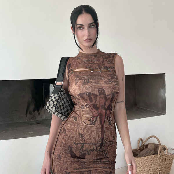 Summer fashionable long fitted dress with a round collar sleevless