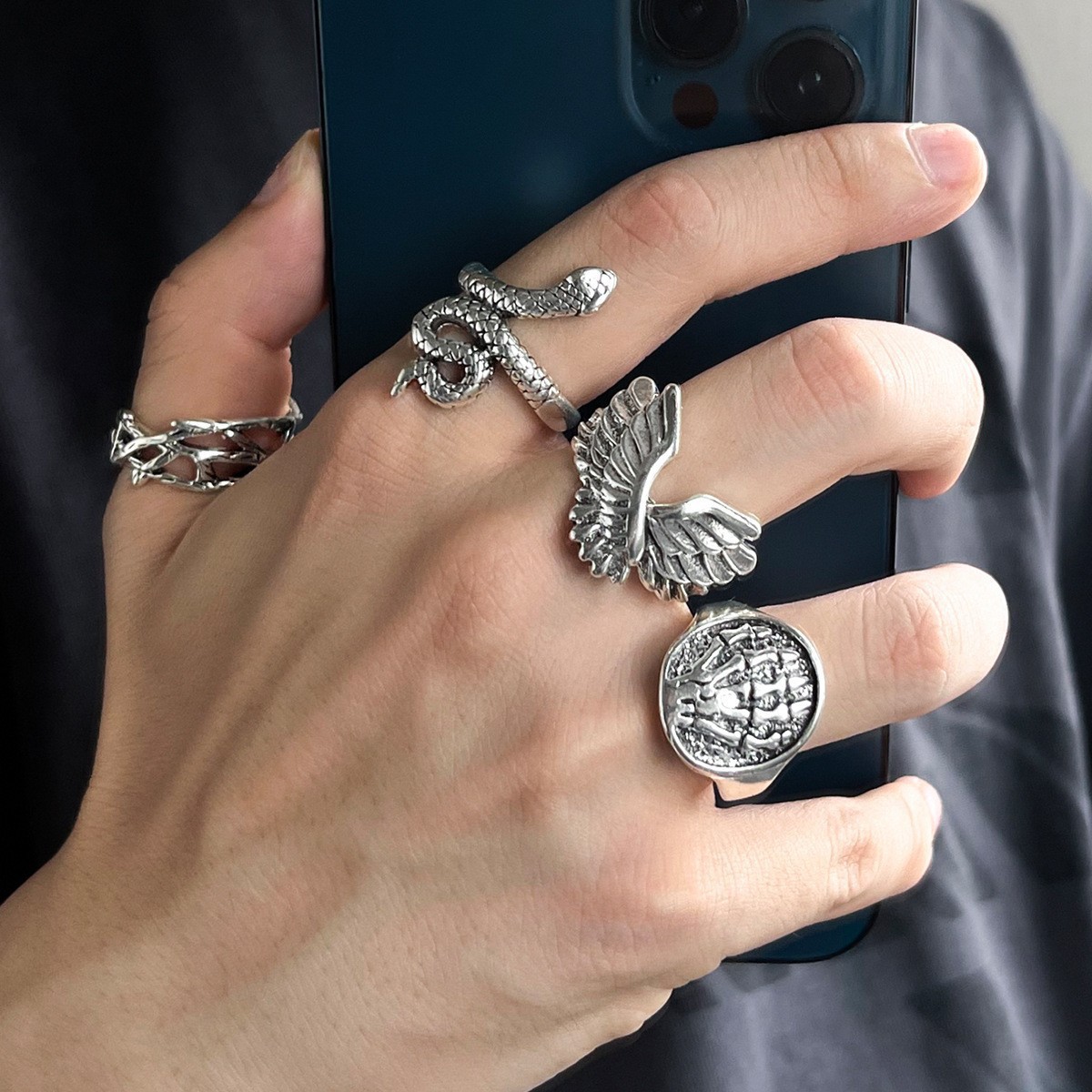 男式レトロなヒップホップの指輪セットダイヤモンドのカエルの蛇のスカルのクールなパンクのゴシック風のクモの組み合わせ