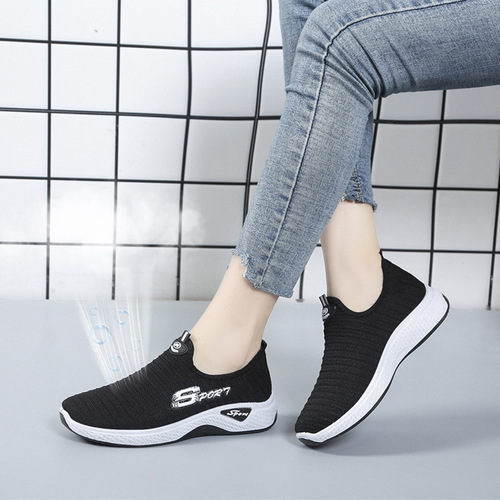 Wholesale Summer New Fabric Shoes Breathable Slip-on Mother Casual Shoes Soft Sole Anti-slip Hiking Travel Shoes