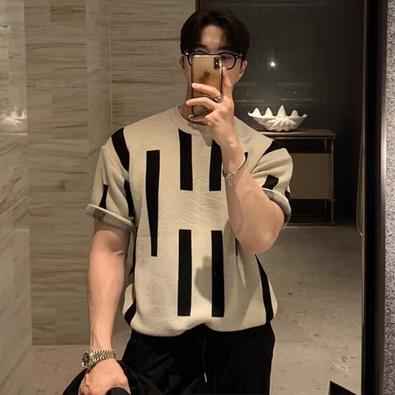 camiseta de punto de manga corta hombre rayas de contraste de color delgado antiguo estilo de negocios camiseta superior hielo seda fábrica de verano transfronteriza al por mayor