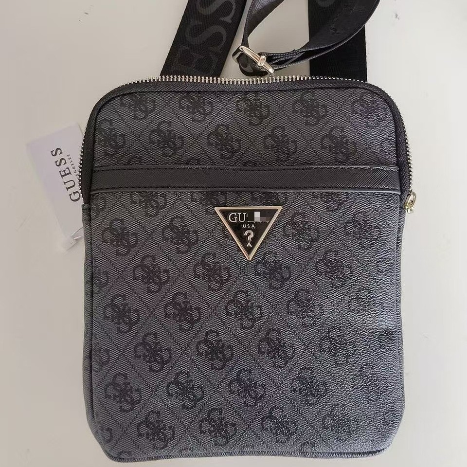 New Model Guess Foreign Trade 2026 New European and American Style Crossbody Men's Bag with Printed Triangle Logo, Zipper, Fashionable Shoulder Bag for Men