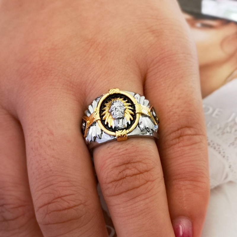 Two-color ring hip-hop style