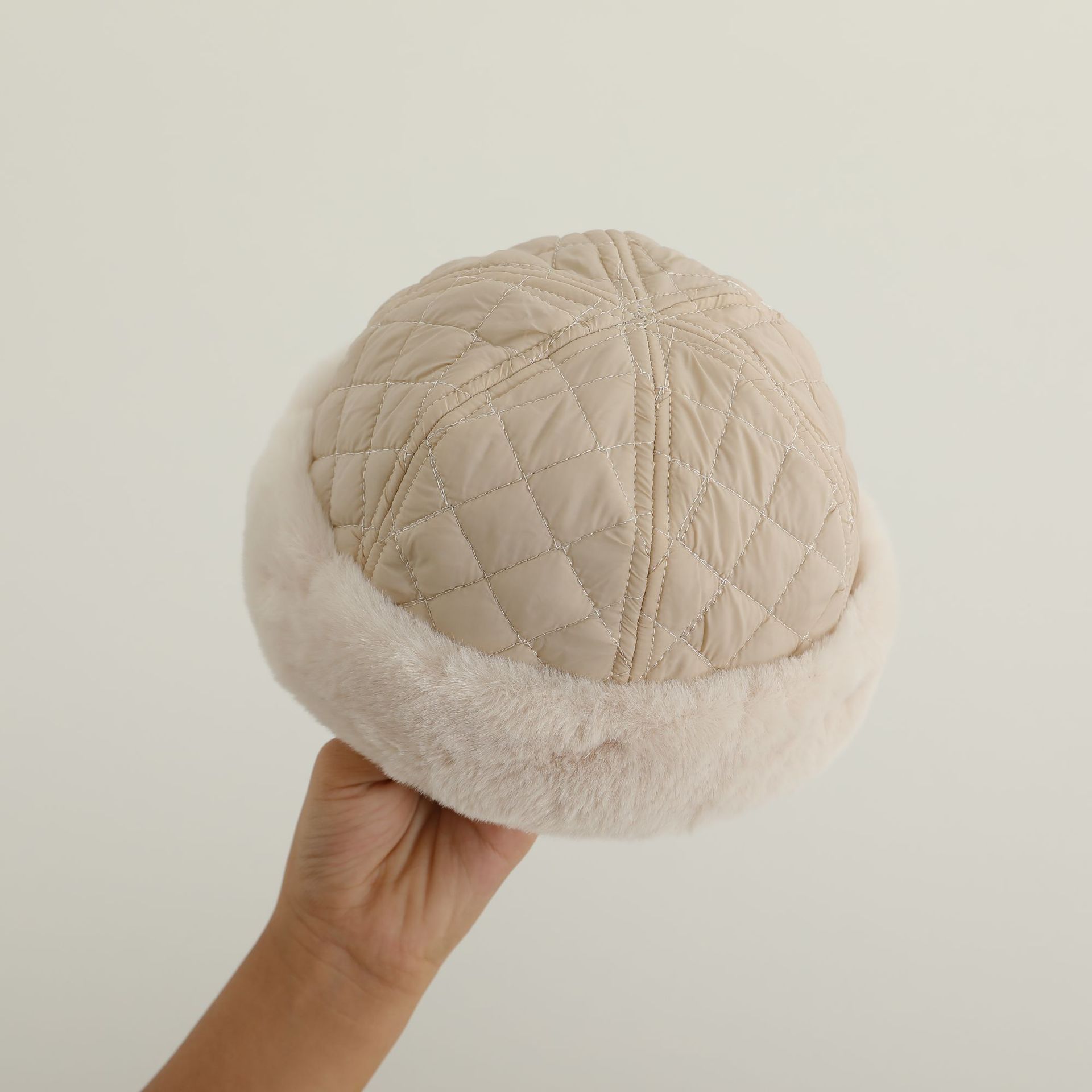 Sombreros para bebés primavera y otoño invierno súper lindos bebés calientes niños niñas gorras de propietarios de la tierra niños lindos gorras de moda