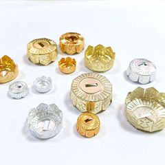メーカー在庫 10-38 ミリメートルゴールドシルバークリスマスプラスチックボールカバークリスマスツリーアクセサリーチャームボールカバー