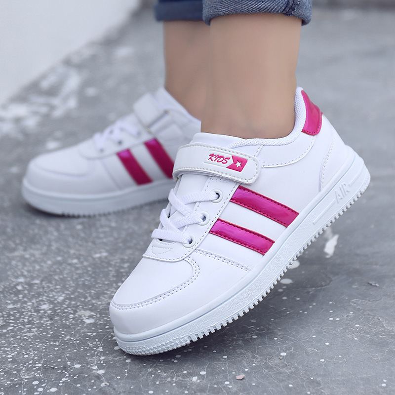 890 zapatos para correr de cuero para estudiantes de primaria